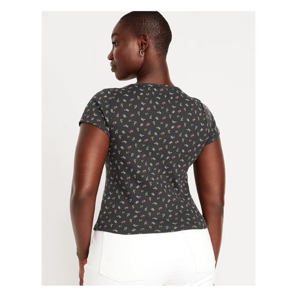 Old Navy Rib-Knit Button-Down Top - Picture 2 of 9